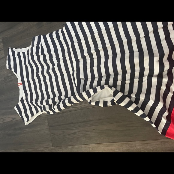 Sandra Darren Fit and Flare Dress - Picture 4 of 4